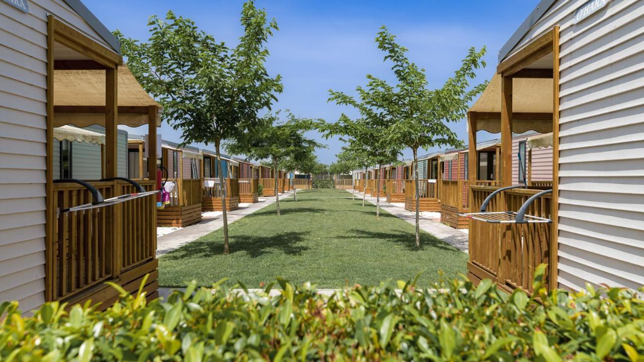 Camping Valencia - Bungalows Puzol Exterior photo